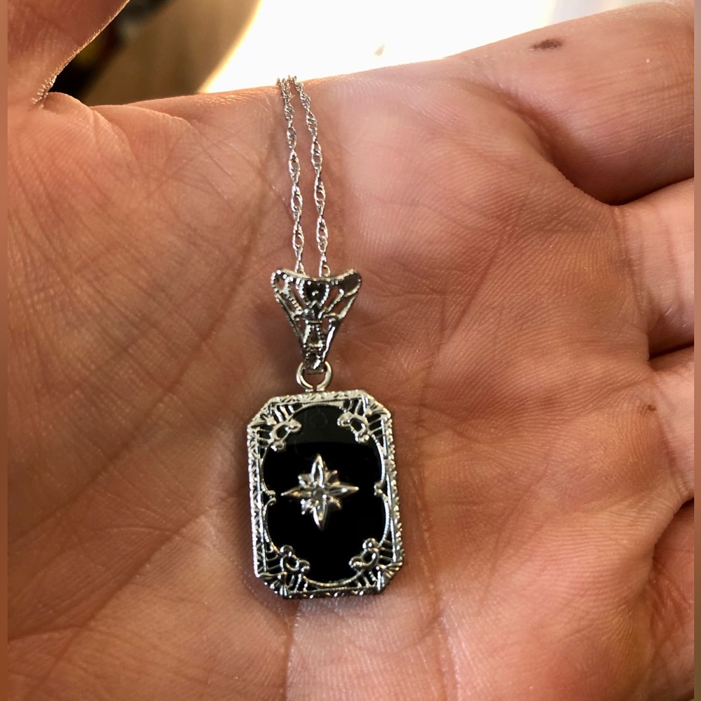 Vintage Style Onyx and Silver Necklace! New and Unworn! 🖤💎